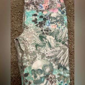 Evolution and creation skull floral flower leggings M goth pastel athletic